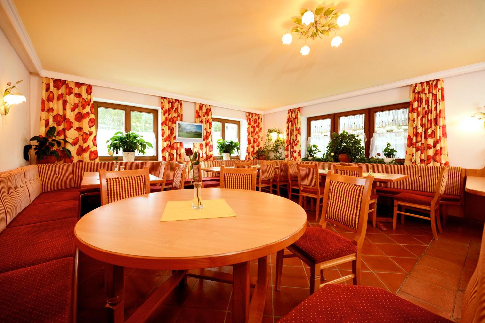 Pension Mozart Wagrain Exterior photo