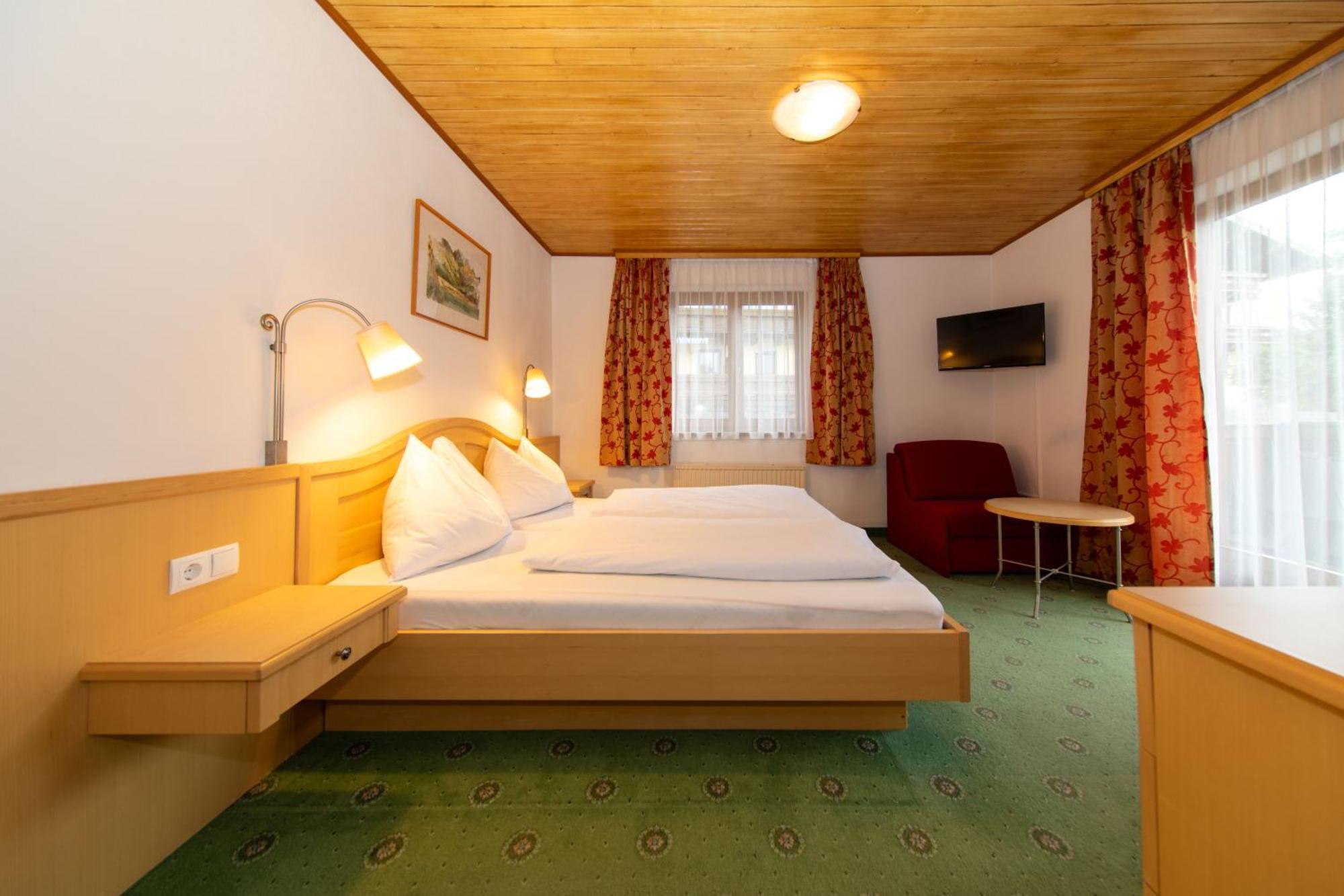 Pension Mozart Wagrain Exterior photo