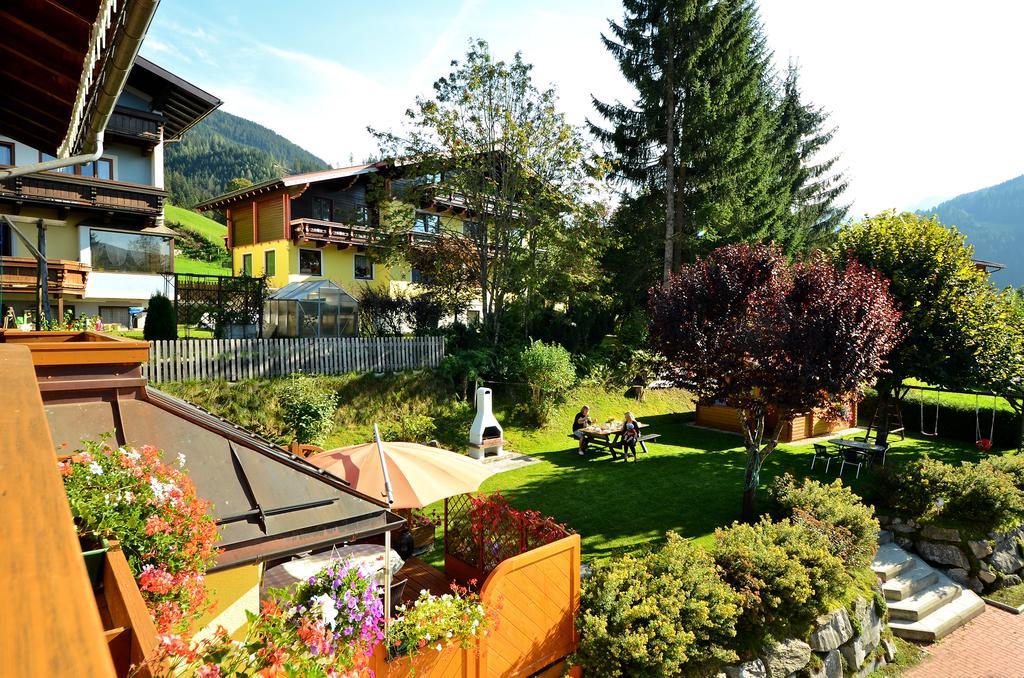 Pension Mozart Wagrain Exterior photo